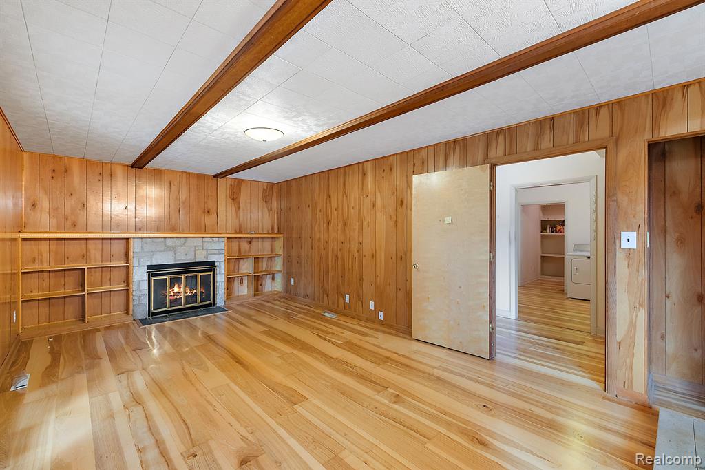 10001 Ellis Road Clarkston, MI 48348 - Photo 38 of 85