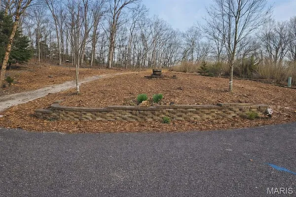 $8,000 | 859 Village Green Court, Marthasville, MO 63357