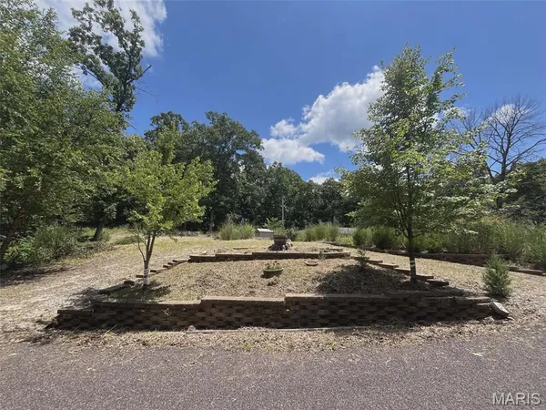$8,000 | 859 Village Green Court, Marthasville, MO 63357