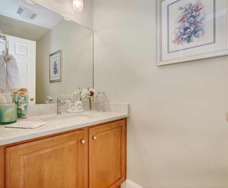 102 Central Street, Unit 5A Saugus, MA 01906 - Photo 14 of 31