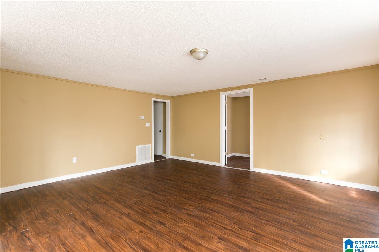 924 3rd Avenue Pleasant Grove, AL 35127 - Photo 14 of 48