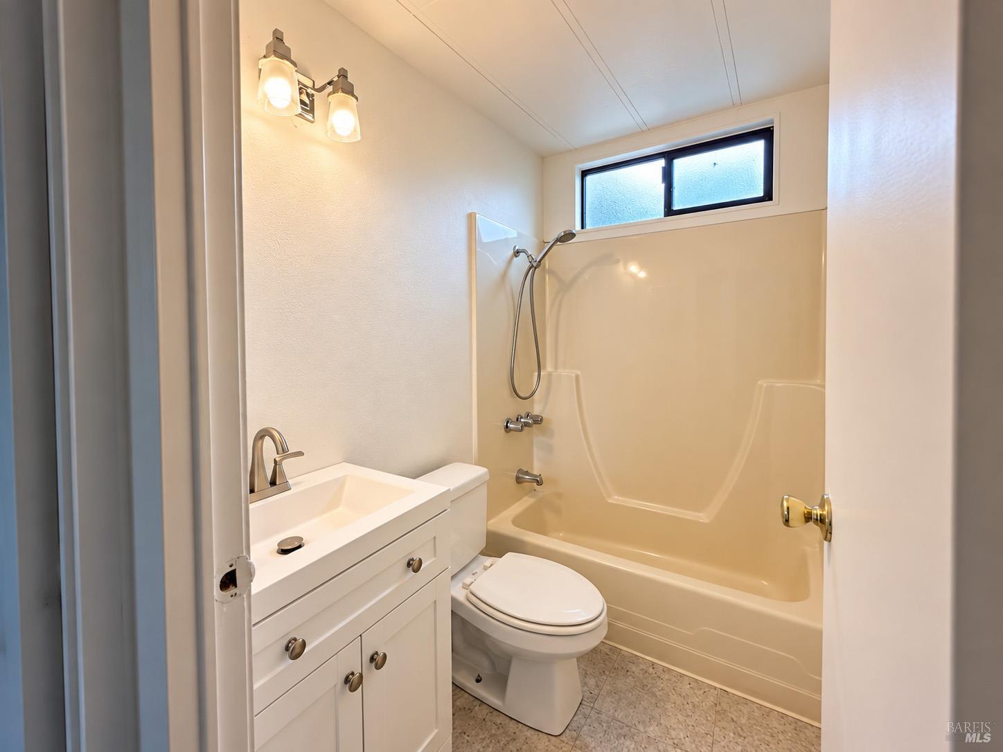 55 Yosemite Road San Rafael, CA 94903 - Photo 23 of 34 Gallery Image 23