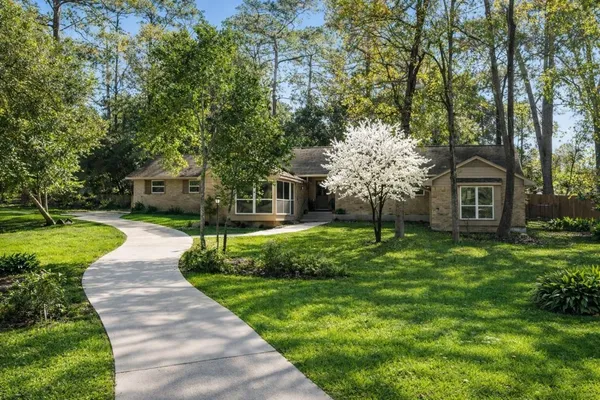 $379,990 | 1957 O'Grady Drive, Conroe, TX 77304