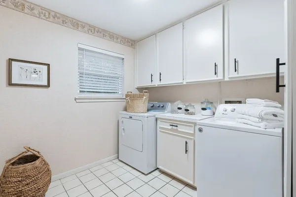 $379,990 | 1957 O'Grady Drive, Conroe, TX 77304