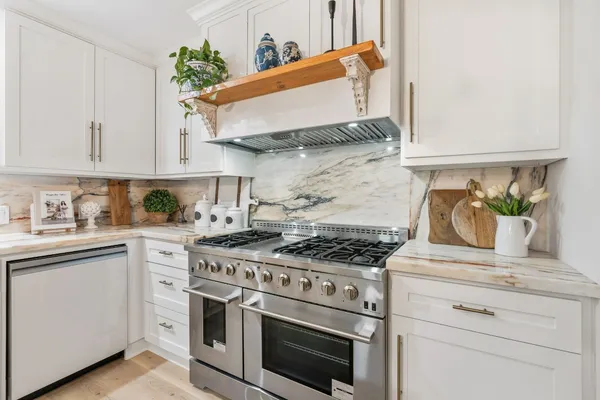 $379,990 | 1957 O'Grady Drive, Conroe, TX 77304