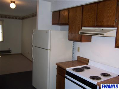 207 West Main Street Butler, IN 46721 - Photo 4 of 12
