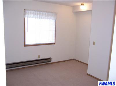 207 West Main Street Butler, IN 46721 - Photo 8 of 12