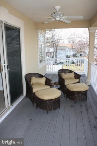 4066 Beach Road Dundalk, MD 21222 - Photo 13 of 30 Deck