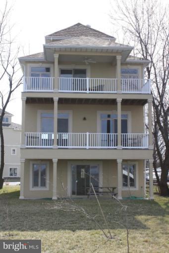 4066 Beach Road Dundalk, MD 21222 - Photo 27 of 30 Exterior (Rear)