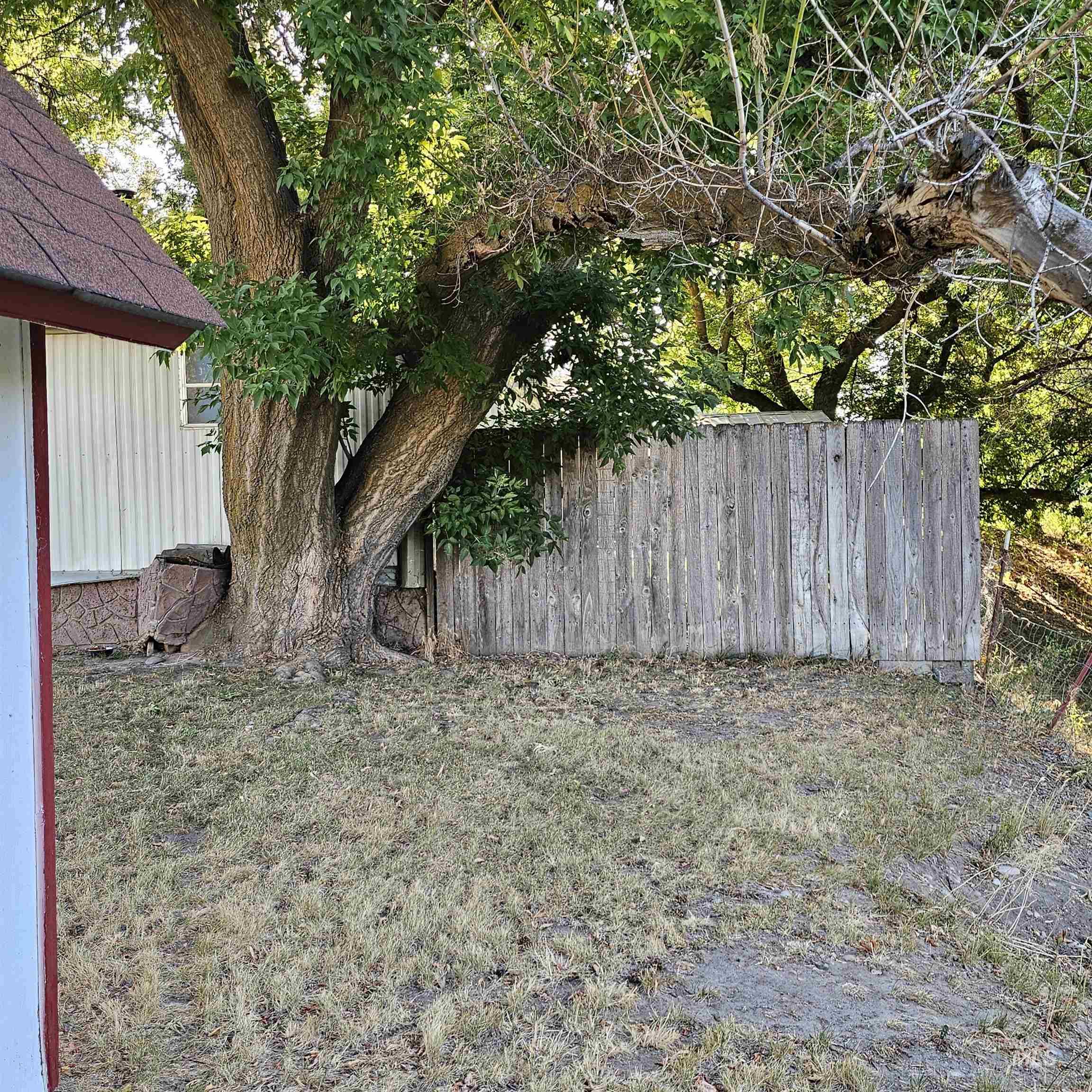 2141 East Syringa Street Eagle, ID 83616 - Photo 21 of 26 View of yard
