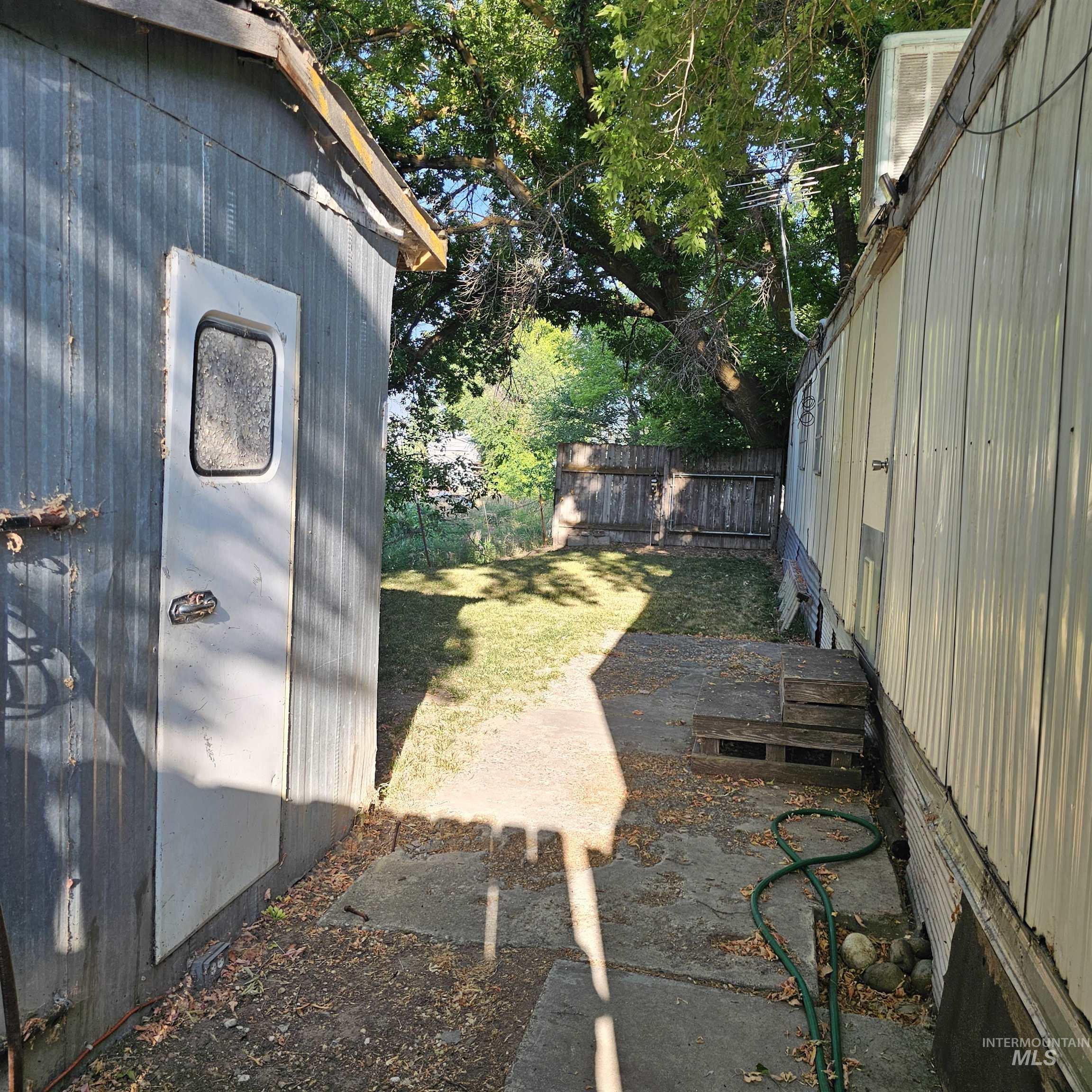 2141 East Syringa Street Eagle, ID 83616 - Photo 24 of 26 View of yard