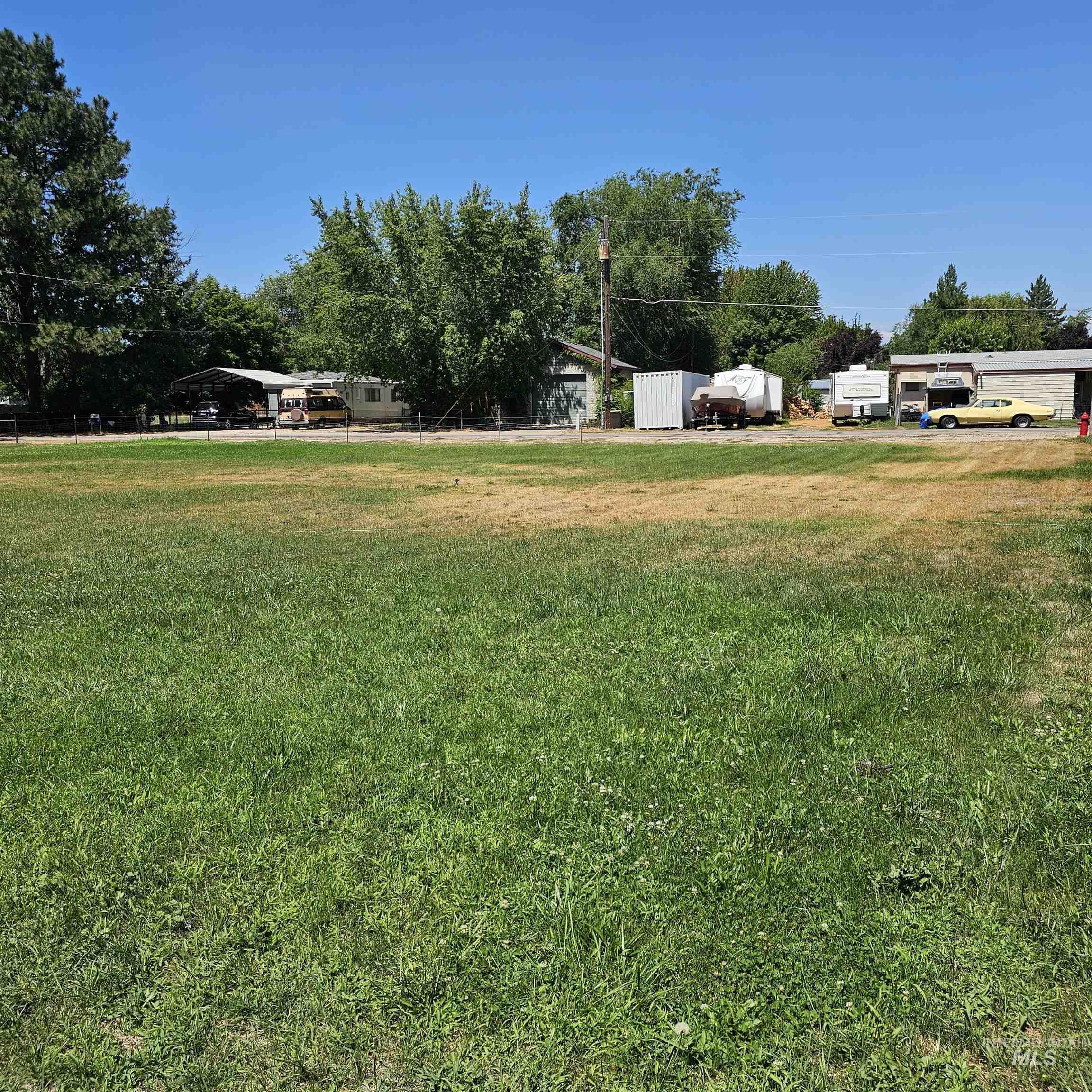 2141 East Syringa Street Eagle, ID 83616 - Photo 4 of 26 View of yard