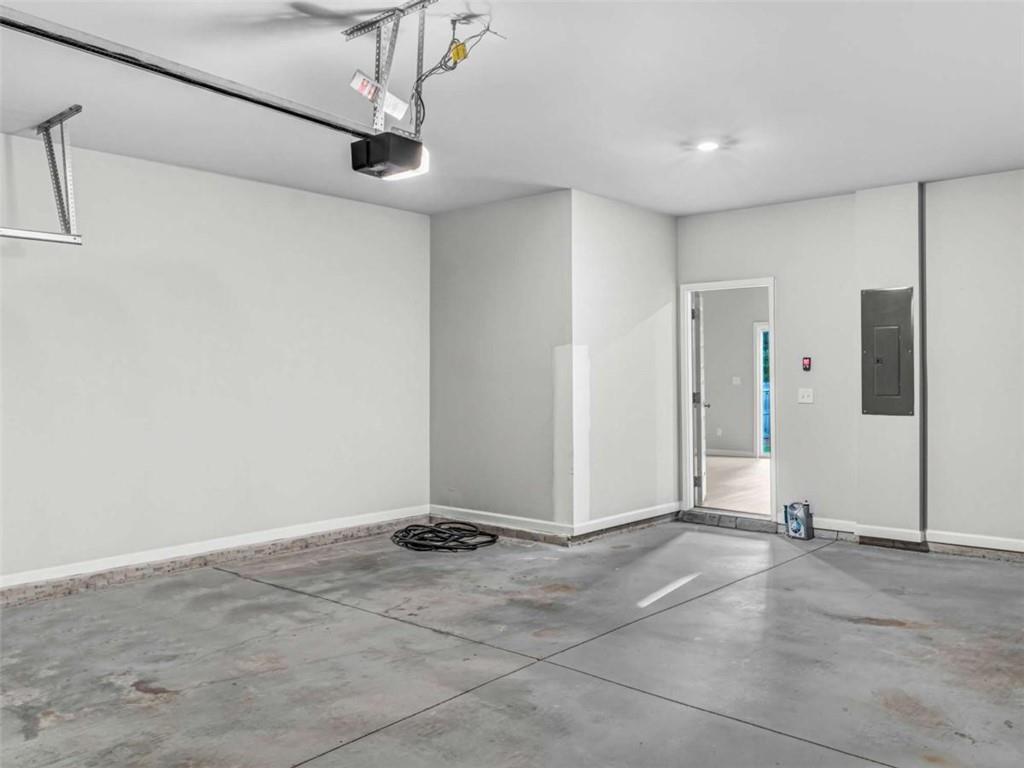 2054 Maplewood Way Decatur, GA 30035 - Photo 11 of 37 Gallery Image 11