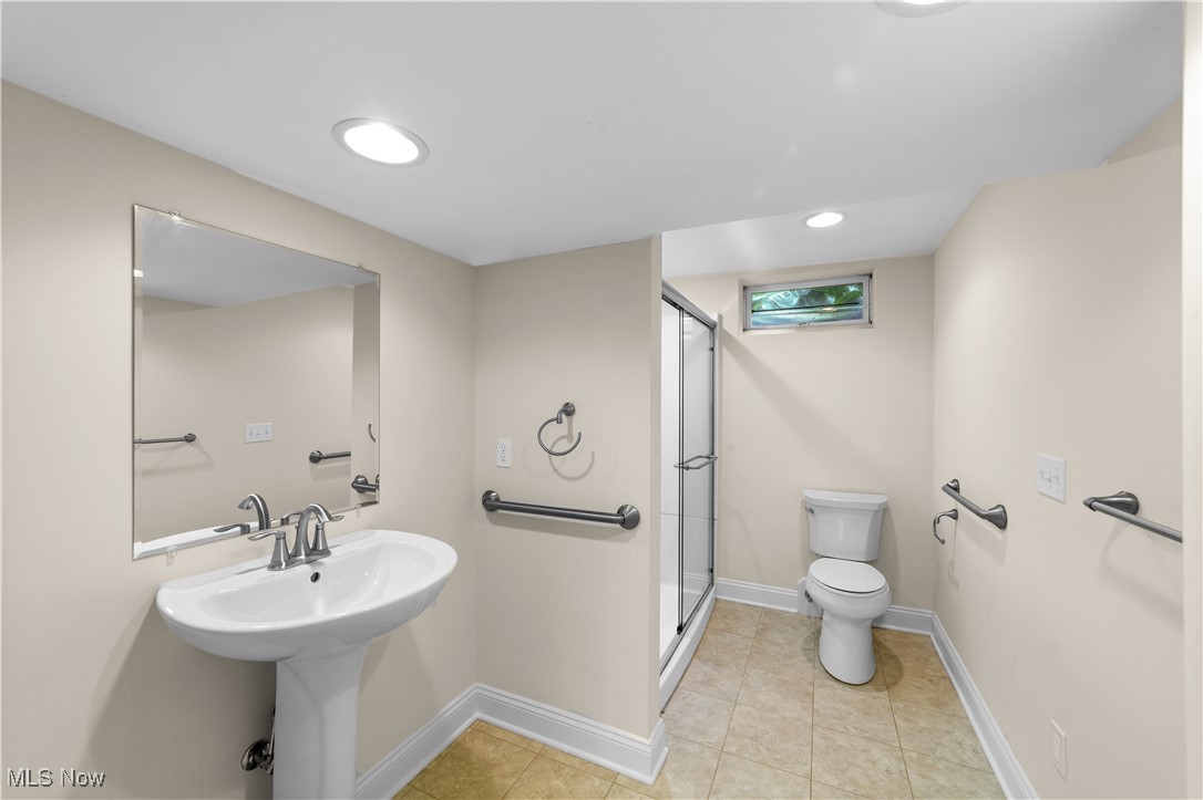 34965 Jackson Road Chagrin Falls, OH 44022 - Photo 33 of 45 Full Bath in Lower Level