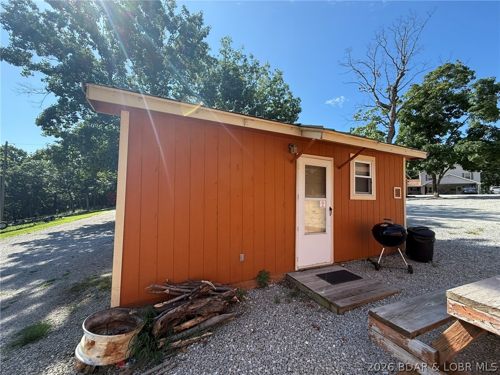 29774 Liars Loop, Unit CABIS Warsaw, MO 65355 - Photo 2 of 19