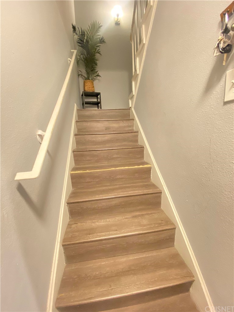 9 Ocotillo Lane Carson, CA 90745 - Photo 5 of 19 a view of entryway