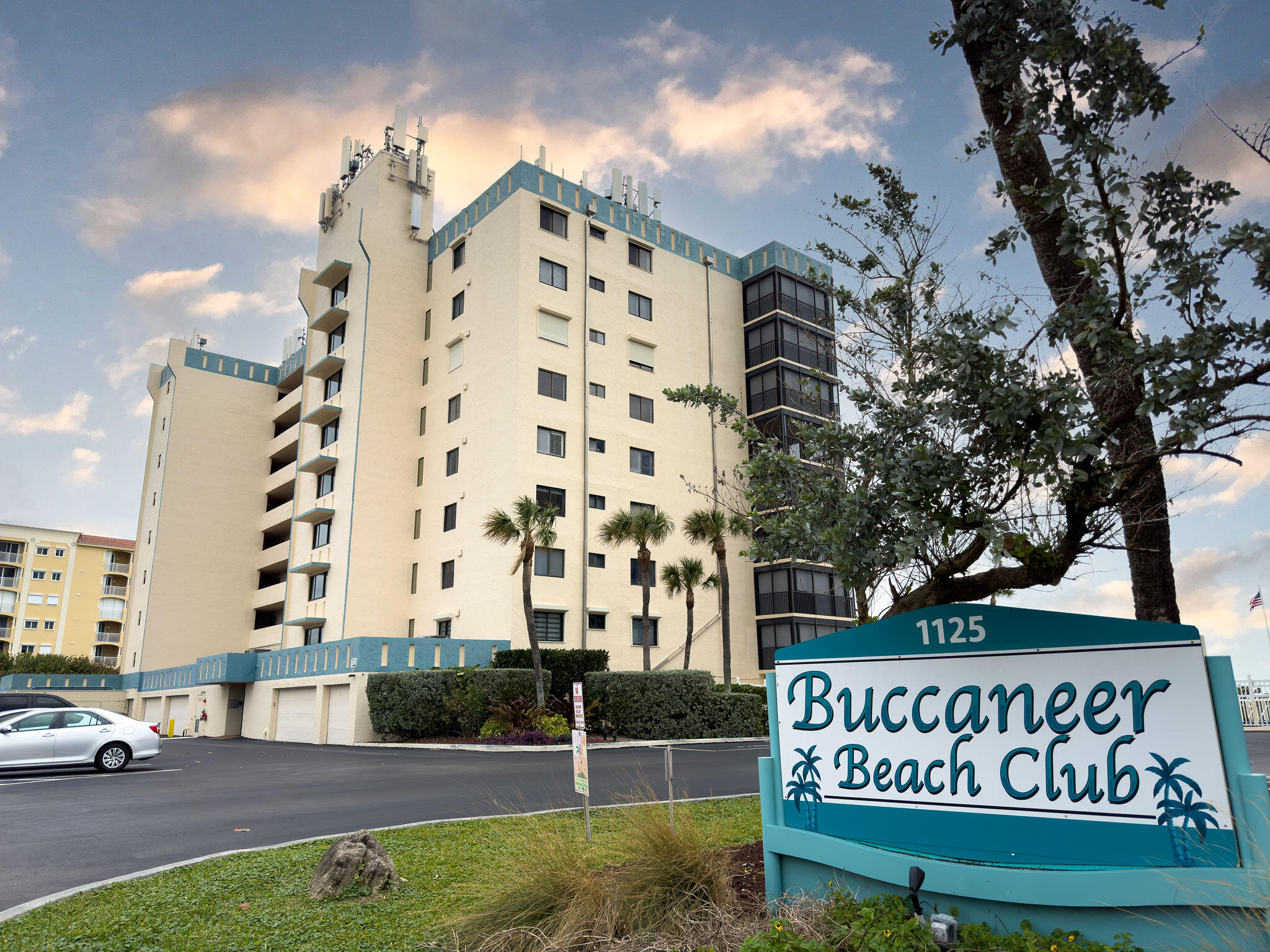 Buccaneer Beach Club