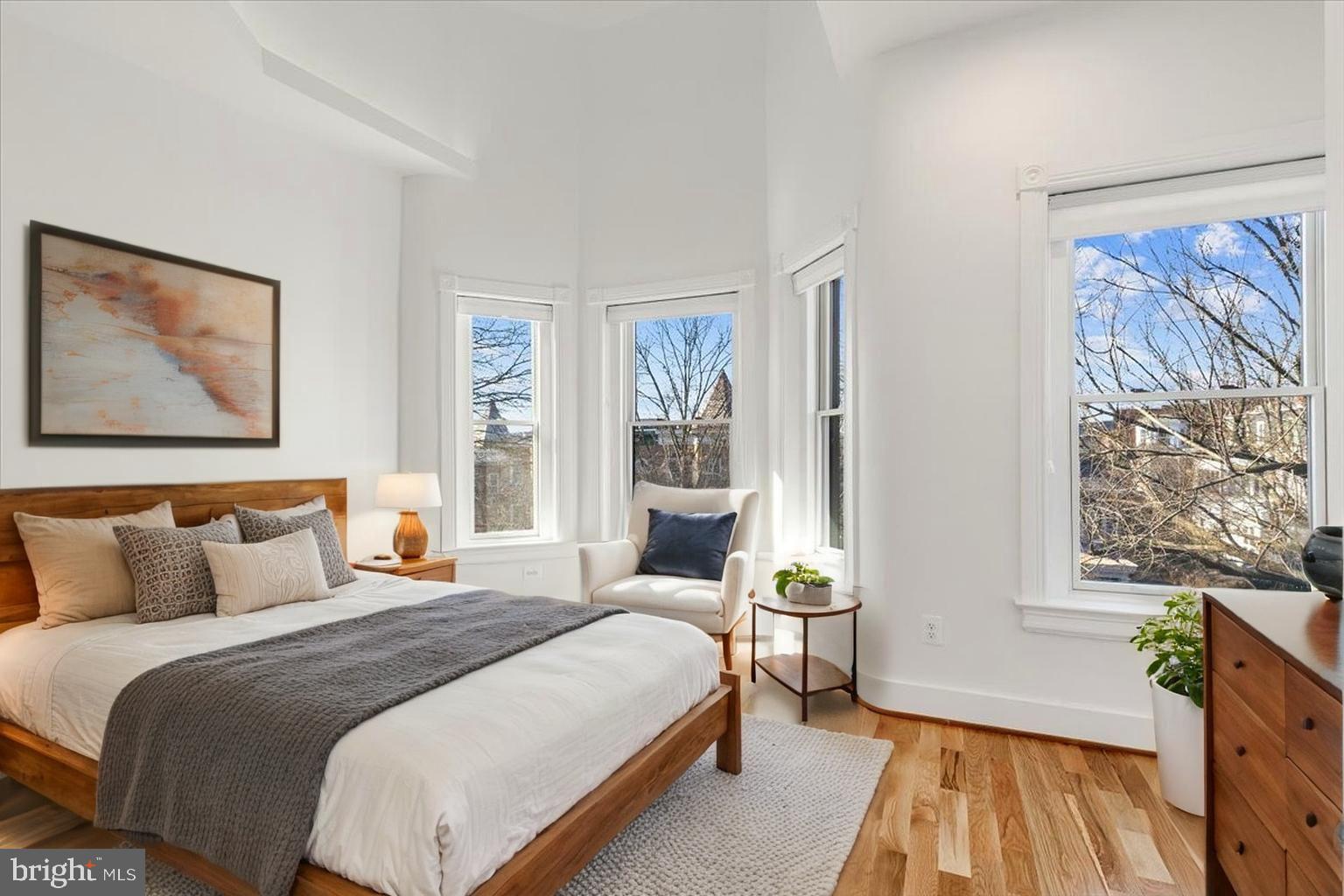 3169 18th Street Northwest, Unit 3 Washington, DC 20010 - Photo 11 of 45