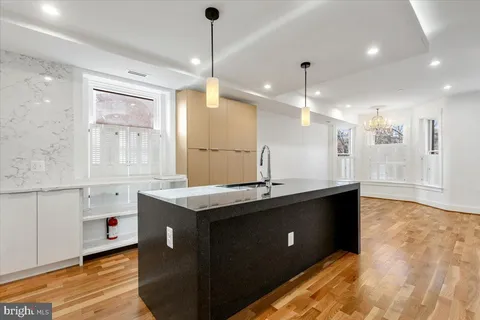 $5,990 | 3169 18th Street Northwest, Unit 3, Washington, DC 20010