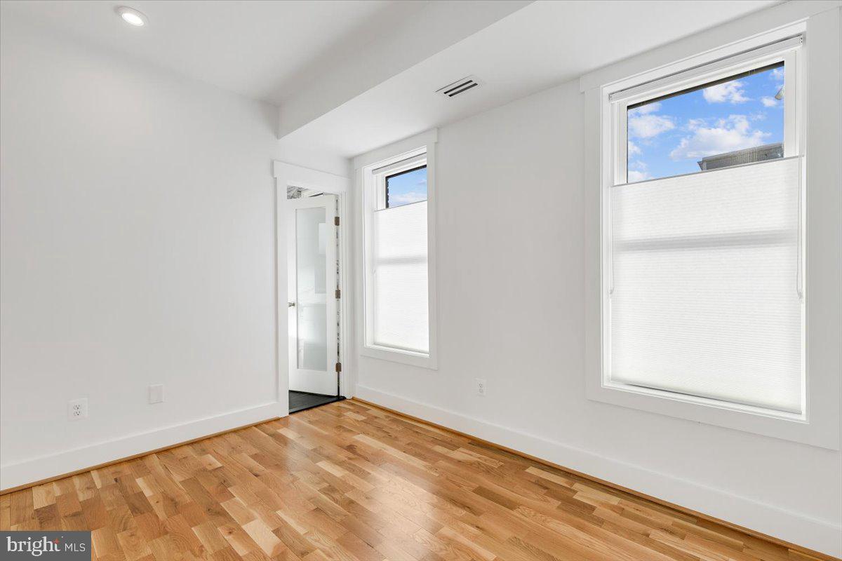 3169 18th Street Northwest, Unit 3 Washington, DC 20010 - Photo 25 of 45