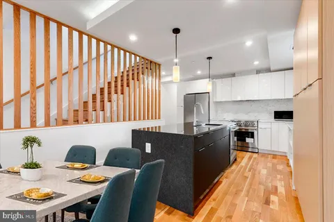 $5,990 | 3169 18th Street Northwest, Unit 3, Washington, DC 20010