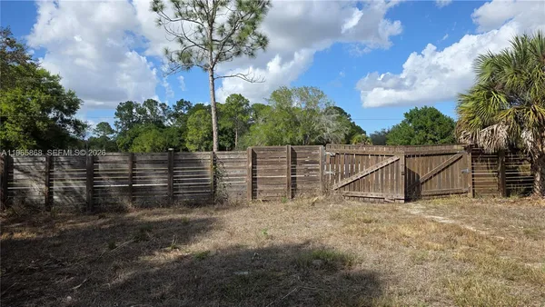 $75,000 | 312 Horse Club Avenue, Clewiston, FL 33440