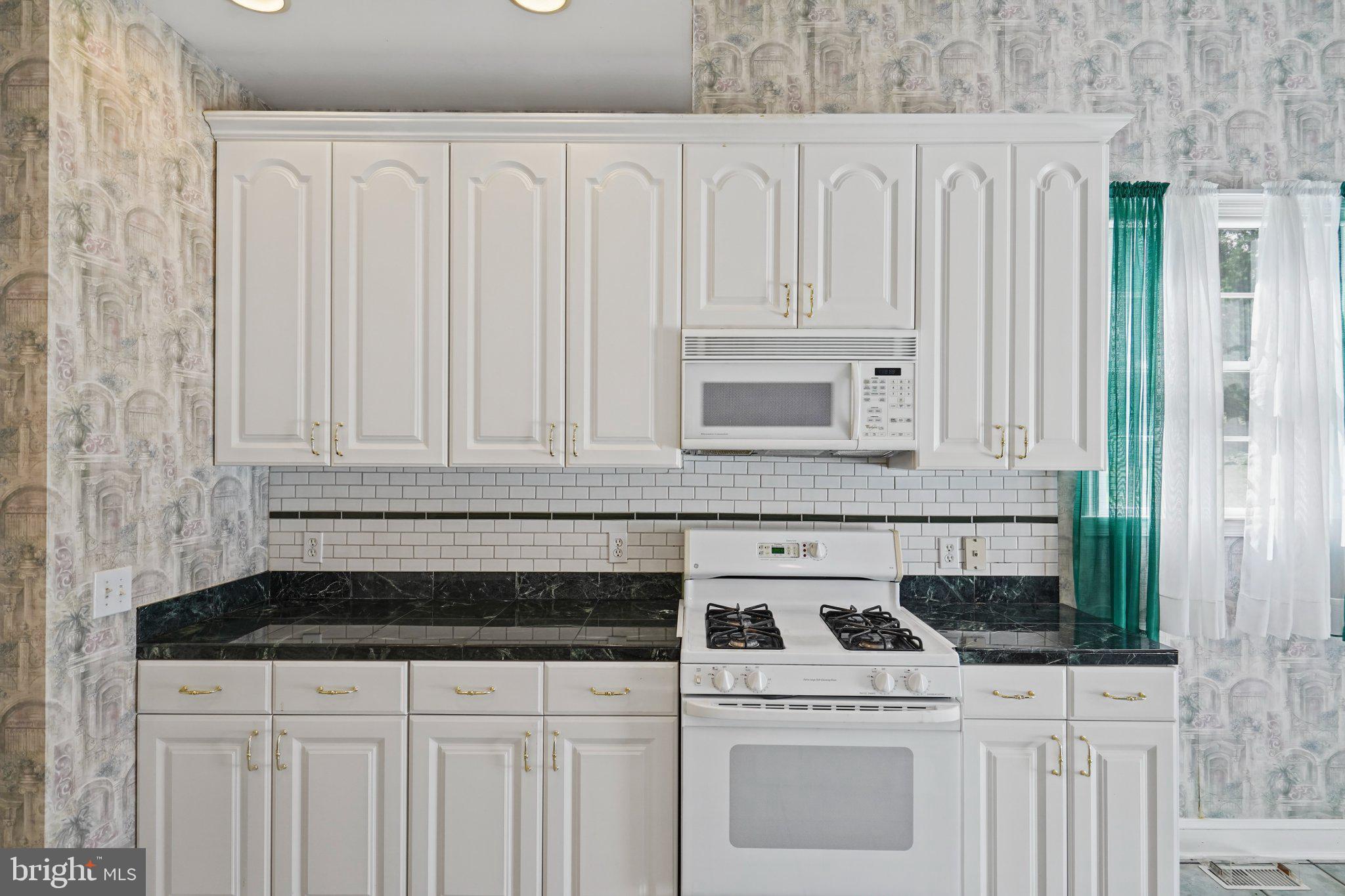 9713 Forge View Road Perry Hall, MD 21128 - Photo 23 of 72 Eat-in Kitchen