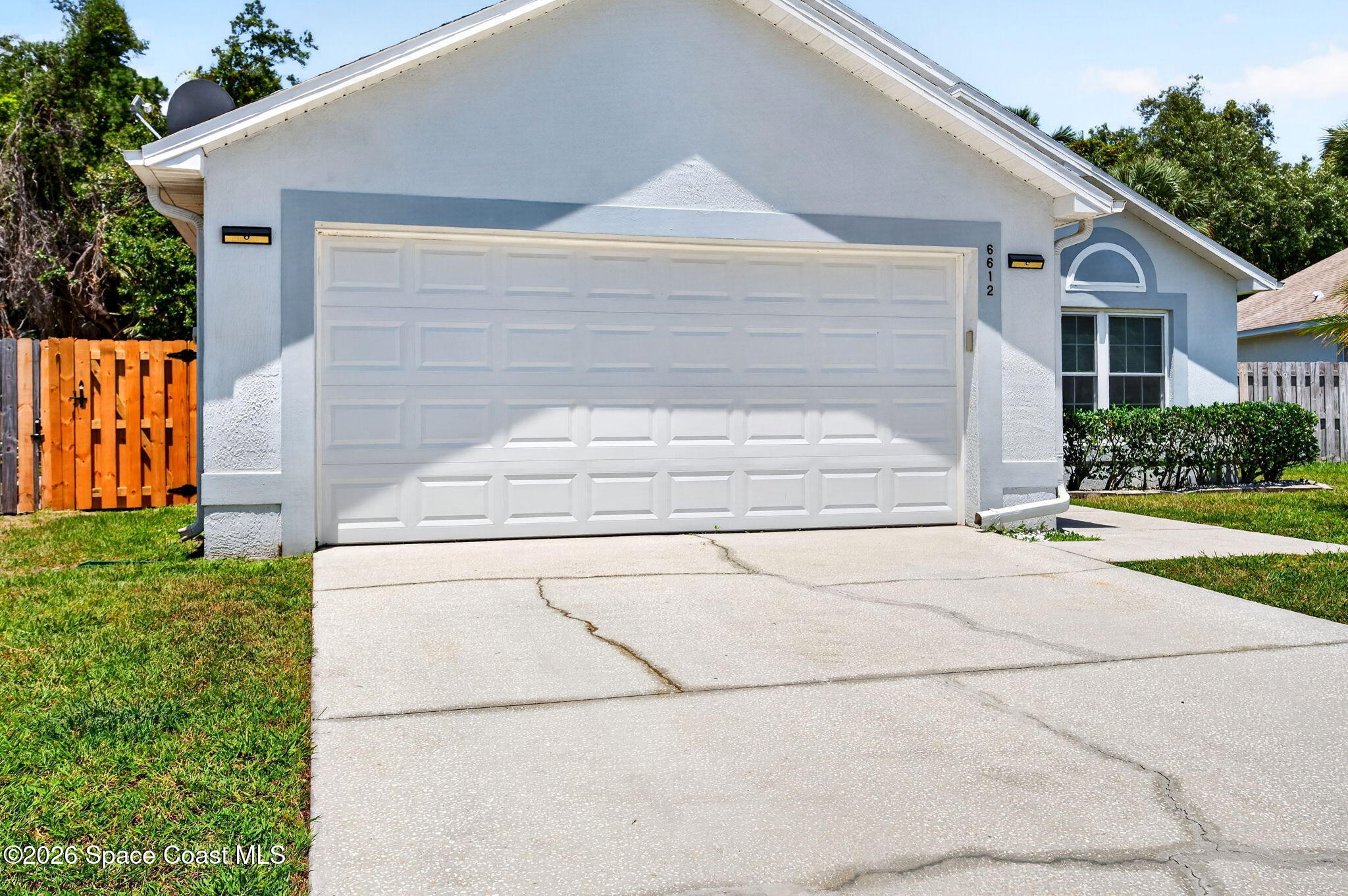 6612 Fawn Ridge Drive Melbourne, FL 32940 - Photo 2 of 44 DSC_0126