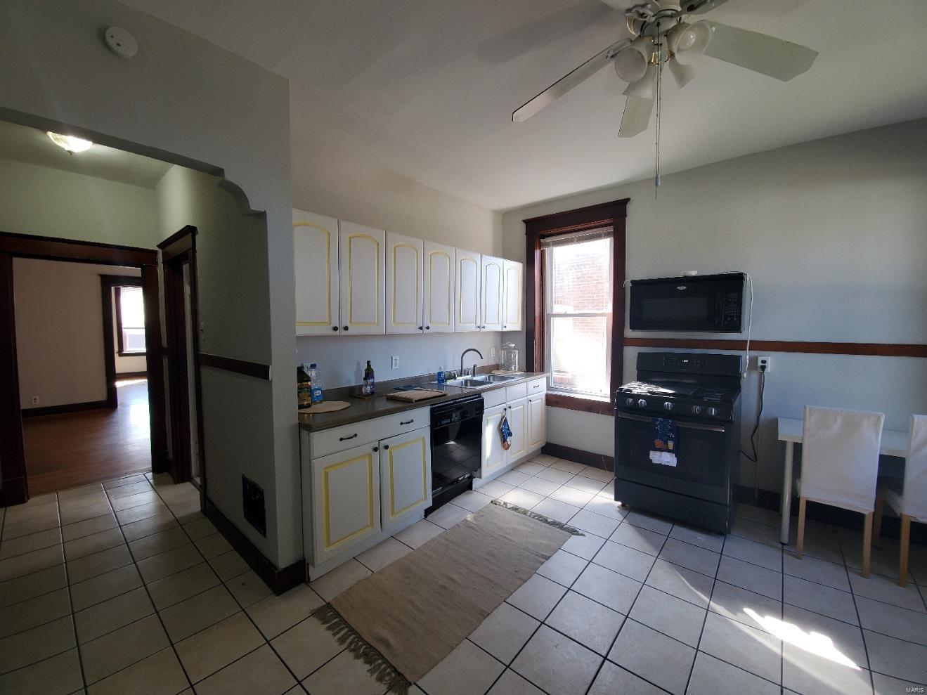 4643 Morgan Ford Road St. Louis, MO 63116 - Photo 12 of 48