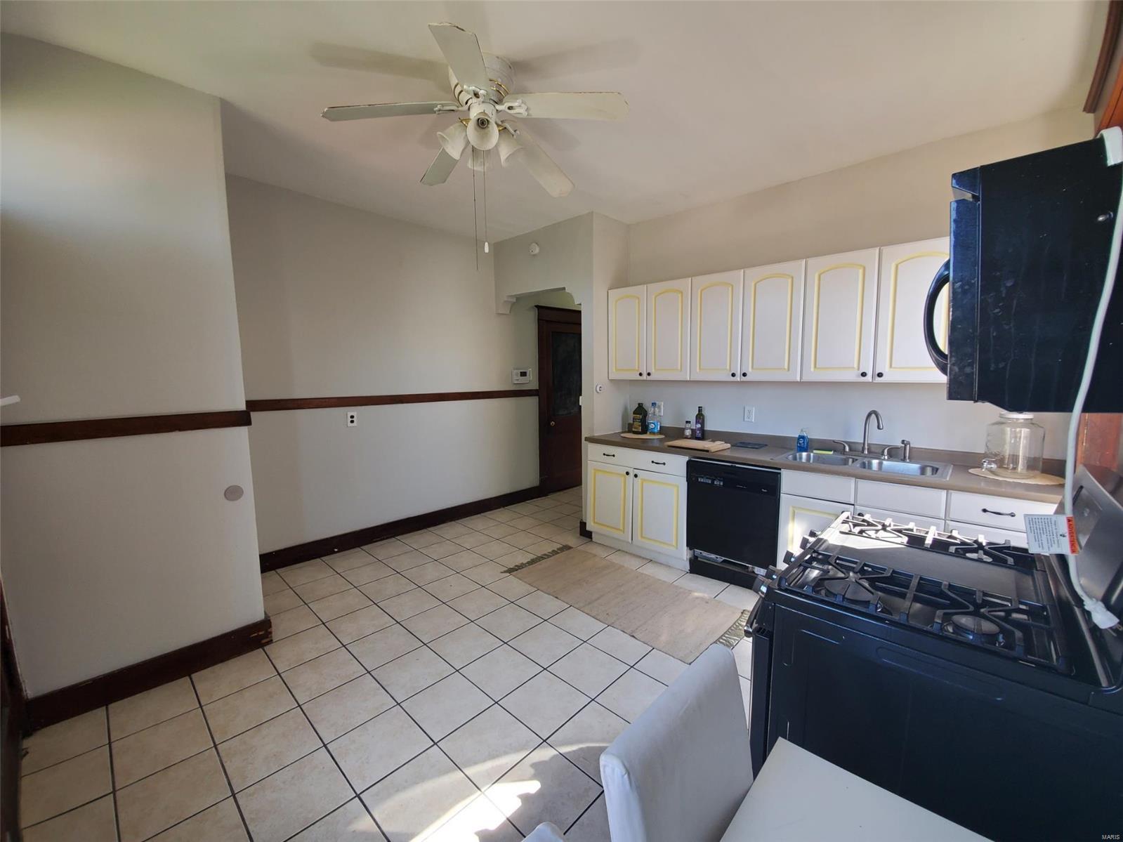 4643 Morgan Ford Road St. Louis, MO 63116 - Photo 14 of 48