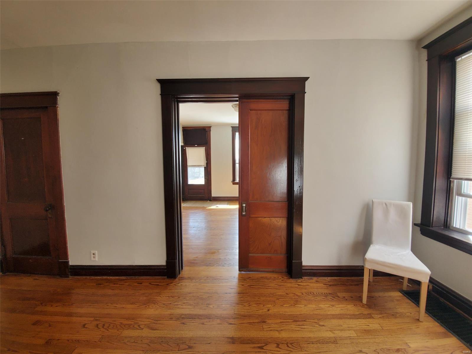 4643 Morgan Ford Road St. Louis, MO 63116 - Photo 9 of 48
