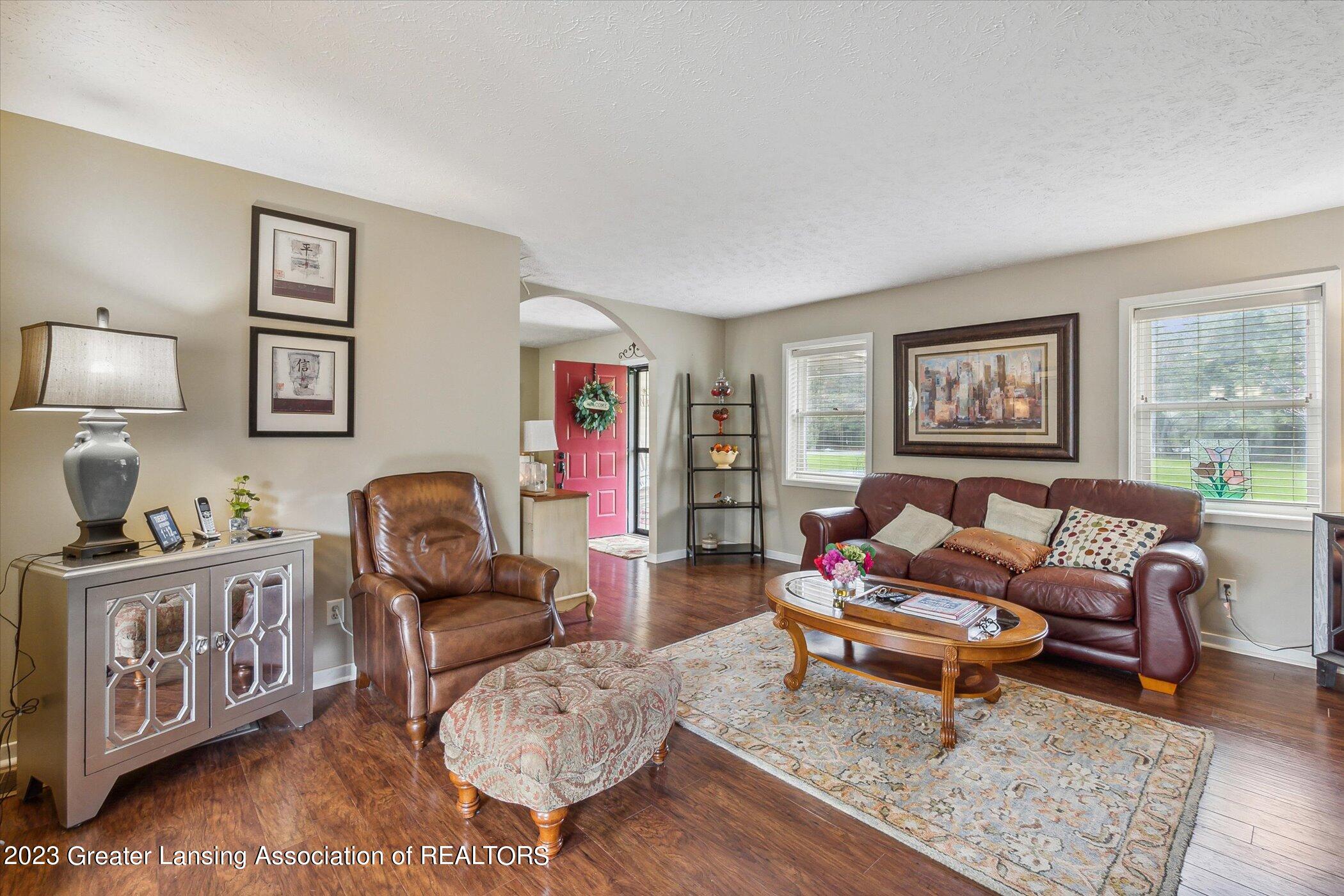 6108 Shoeman Road Haslett, MI 48840 - Photo 6 of 50 06-6108-Shoeman-Rd-Haslett-MI-48840-Wind