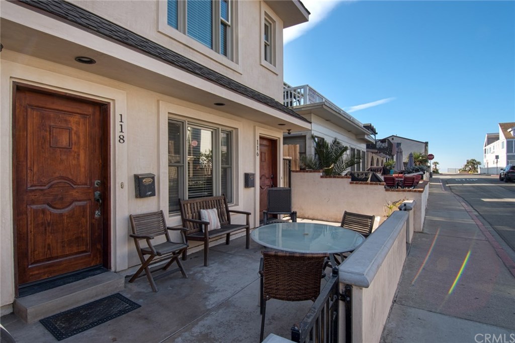 116 39th Street Newport Beach, CA 92663 - Photo 2 of 16