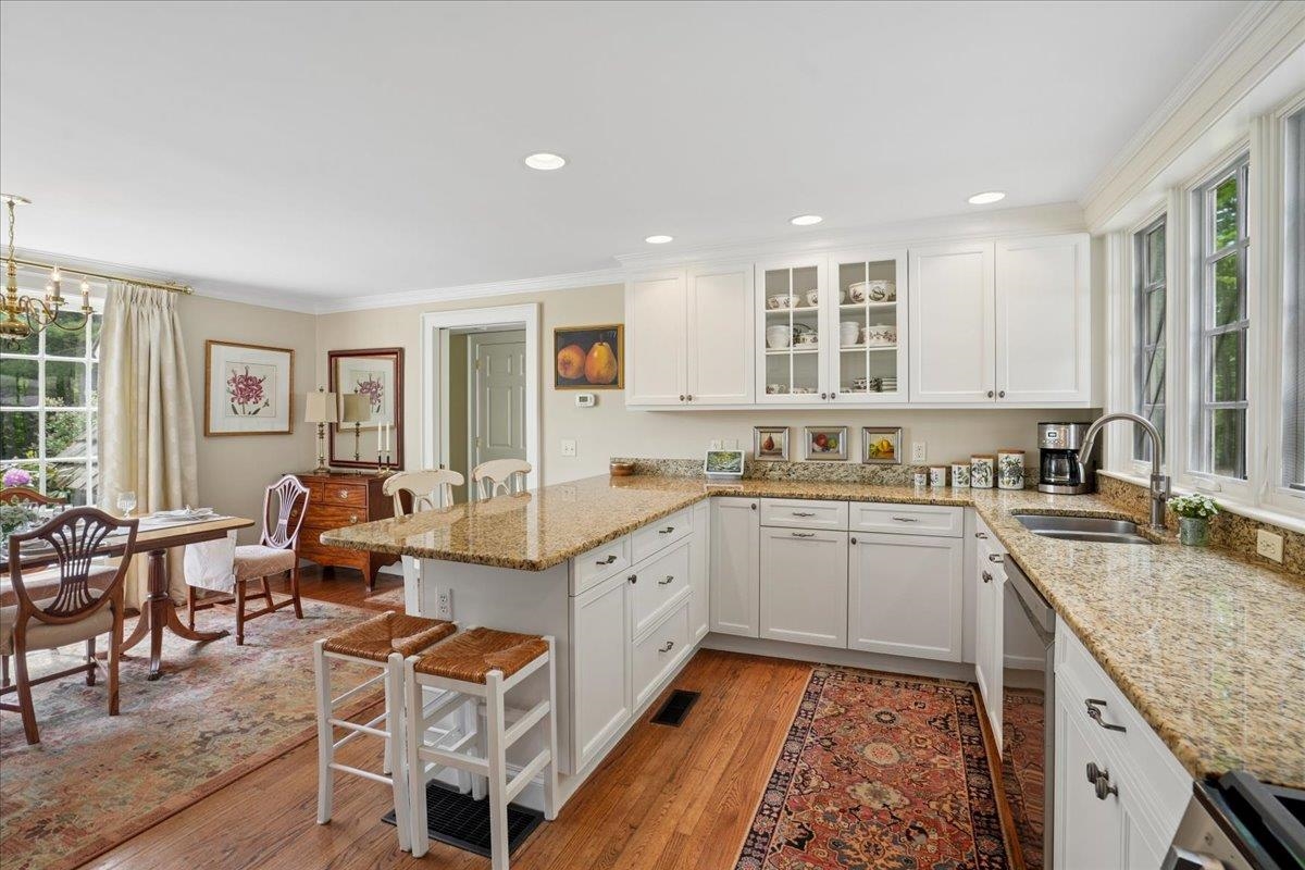 181 Meetinghouse Road Bedford, NH 03110 - Photo 12 of 55