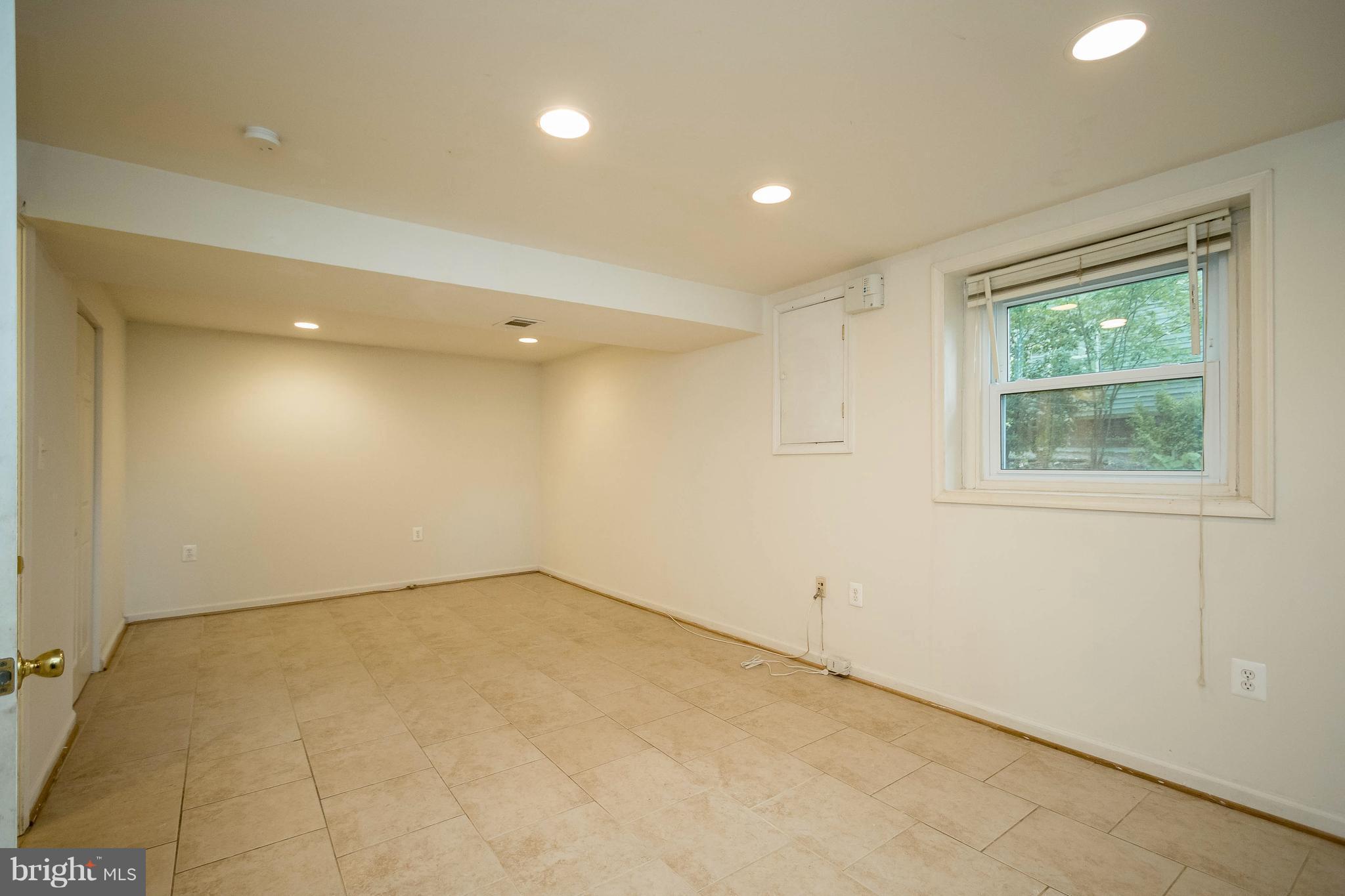 6520 Haystack Road Alexandria, VA 22310 - Photo 11 of 20 Bedroom 4
