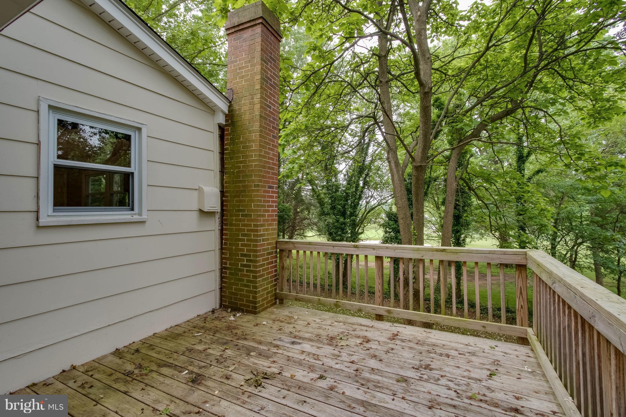 6520 Haystack Road Alexandria, VA 22310 - Photo 17 of 20 Deck