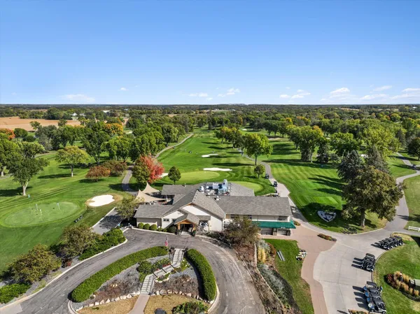 $625,000 | 528 Goldenrod Trail, Waconia, MN 55387