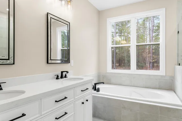 $495,000 | 121 Red Cypress Landing, Elloree, SC 29047