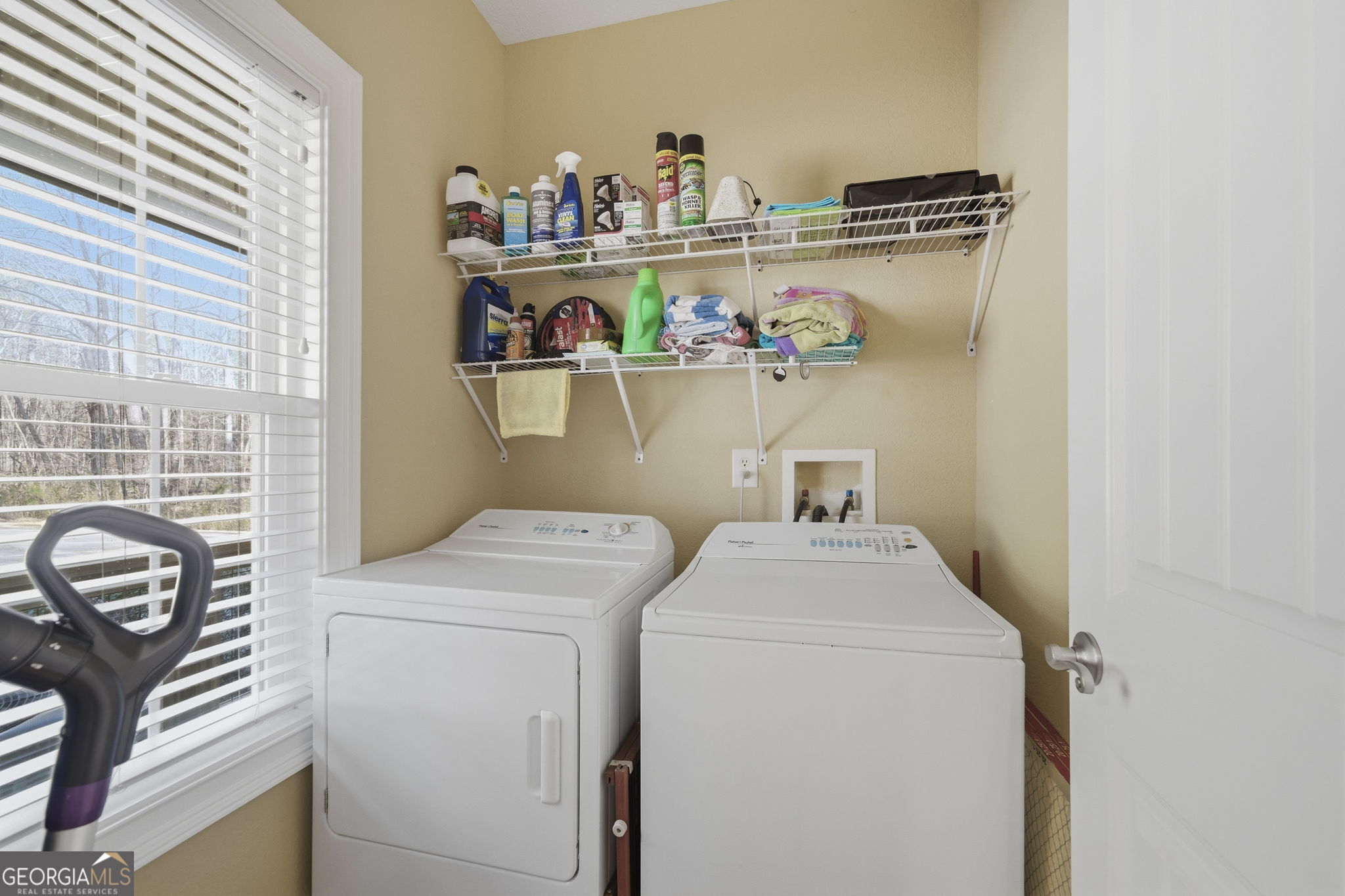 655 Sandy Run Drive, Unit 4 Sparta, GA 31087 - Photo 26 of 59 a utility room with dryer and washer
