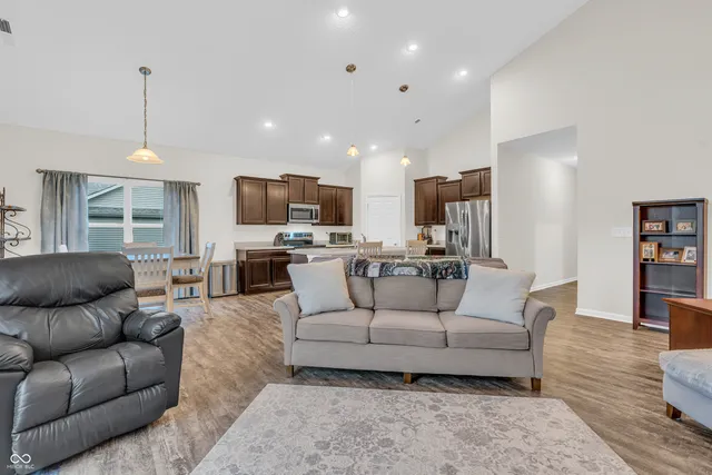 $344,900 | 1059 Cherry Tree Lane, Greenwood, IN 46143