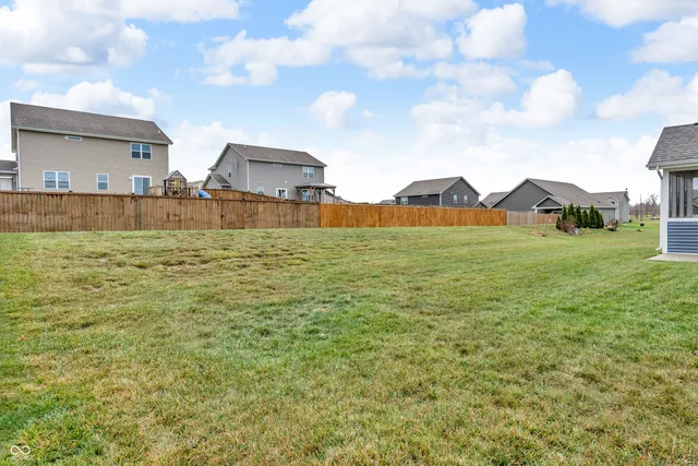 $344,900 | 1059 Cherry Tree Lane, Greenwood, IN 46143