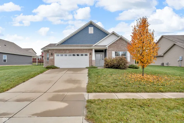 $349,900 | 1059 Cherry Tree Lane, Greenwood, IN 46143