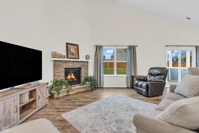 $349,900 | 1059 Cherry Tree Lane, Greenwood, IN 46143