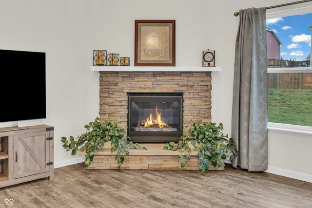 $349,900 | 1059 Cherry Tree Lane, Greenwood, IN 46143