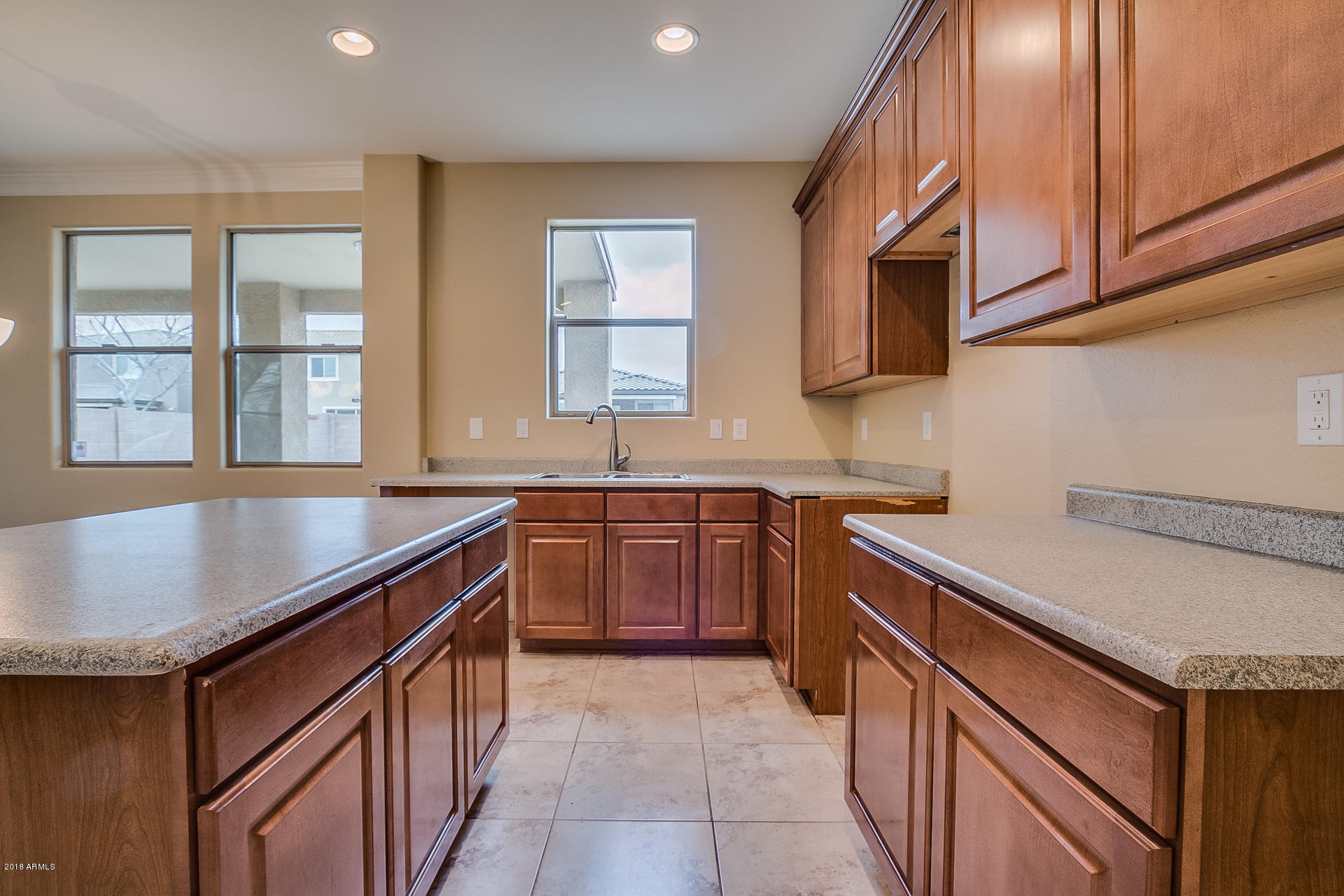 3429 West Apollo Road Phoenix, AZ 85041 - Photo 4 of 13 Apollo-15
