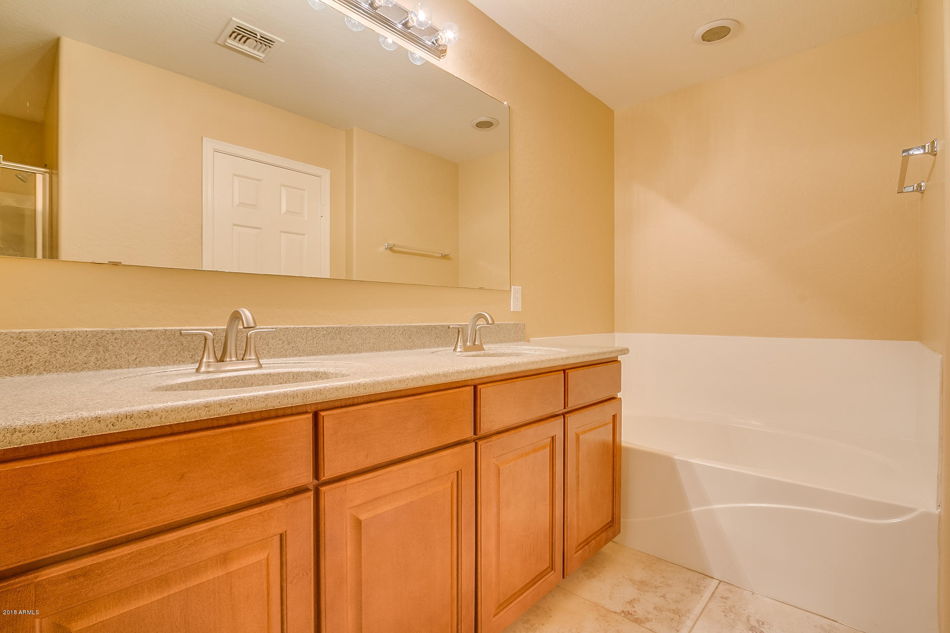 3429 West Apollo Road Phoenix, AZ 85041 - Photo 7 of 13 Apollo-38