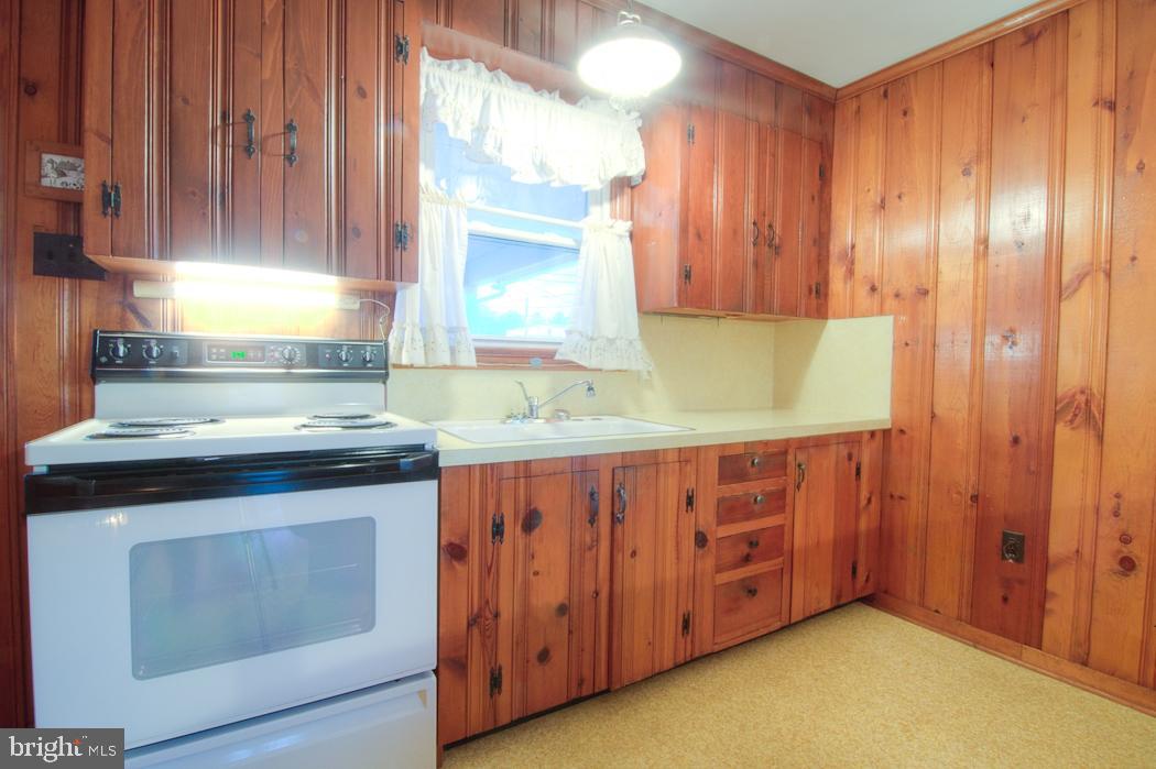 9 North Wood Road Lancaster, PA 17602 - Photo 12 of 27 Gallery Image 12