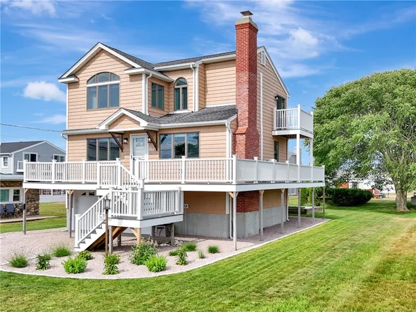 $1,595,000 | 17 Lawton Avenue, Westerly, RI 02891