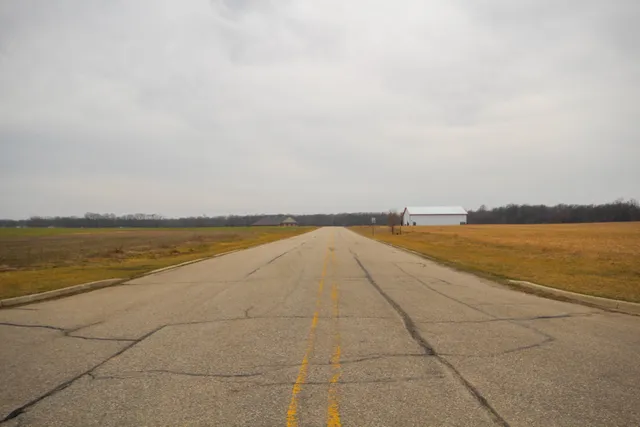 $180,640 | Three Hov Aire Drive, Unit 11 29 ACRES, Three Rivers, MI 49093