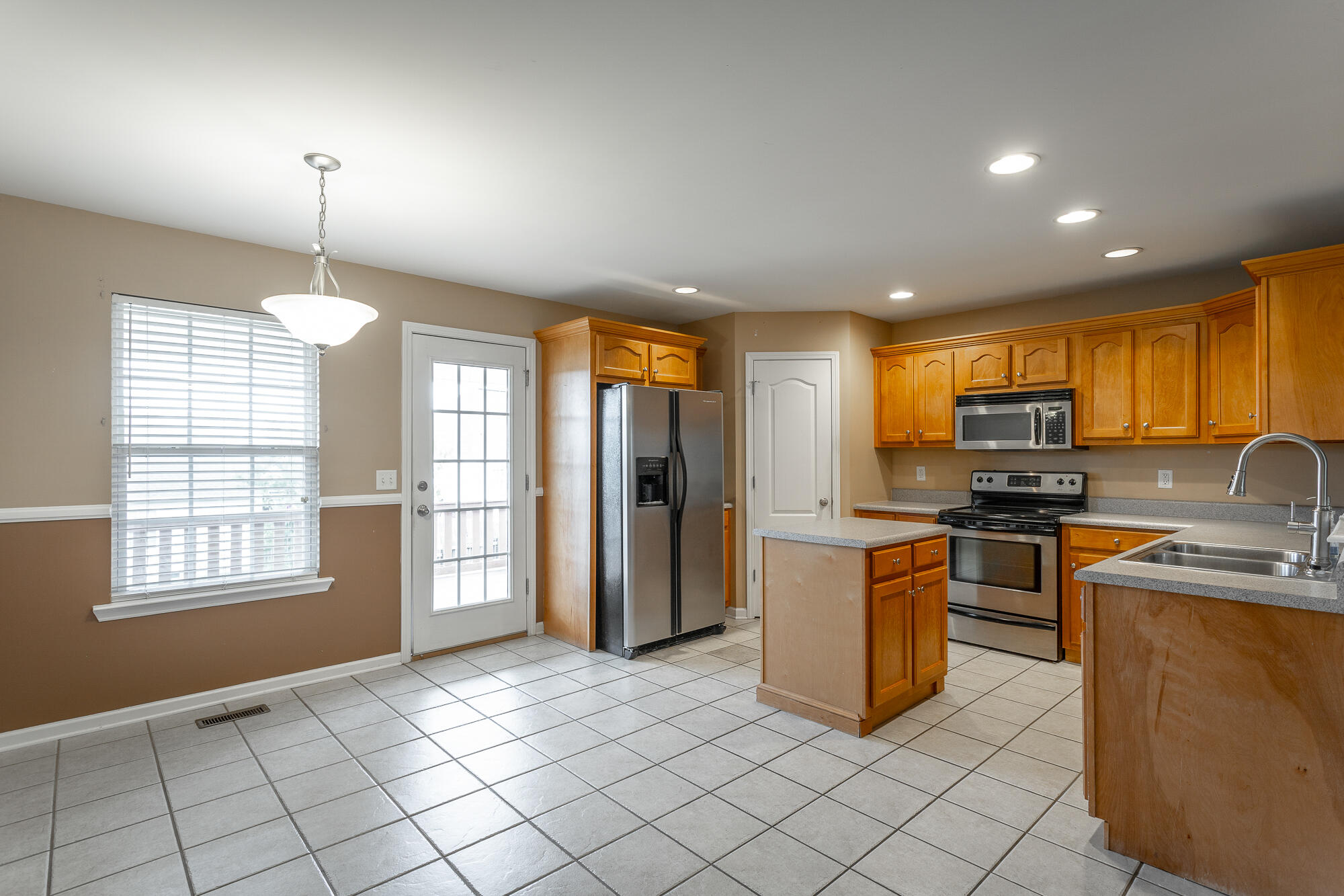 398 Fieldstone Drive Ringgold, GA 30736 - Photo 13 of 51 398 Fieldstone Drive HD-6